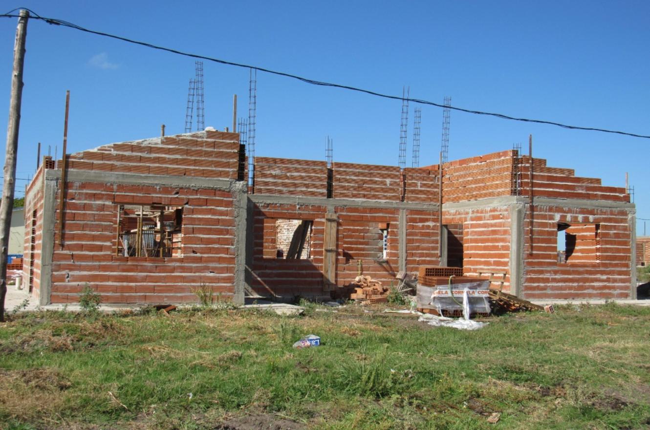 Cuentan con “un 25% de avance” las 16 viviendas que se construyen en Larroque