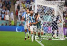 Argentina goleó a Croacia y con una sólida actuación se clasificó finalista del Mundial