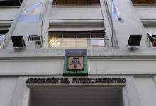 Marcha atrás en el fútbol: los jugadores se manifestaron y suspenderán todos los torneos