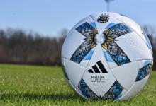 La AFA presentó la nueva pelota del fútbol argentino con las tres estrellas