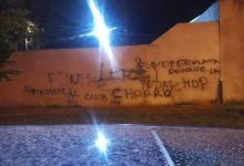 Crisis en Patronato: aparecieron pintadas contra el presidente Oscar Lenzi