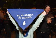Las protestas se suceden en Montevideo ante la escasez de agua potable y una crisis hídrica sin precedentes.