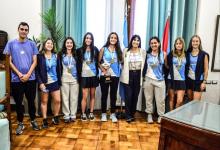 Tras consagrase en los Juegos Evita, las chicas de Rowing visitaron a la vicegobernadora