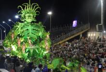 Marí Marí (Club Central Entrerriano) abrió la novena y anteúltima noche del mejor Carnaval del País.