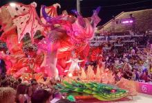 El orden de desfile en esta segunda noche será el siguiente: Ará Yeví (Club Tiro Federal), Papelitos (Club Juventud Unida), Marí Marí (Club Central Entrerriano) y Kamarr (Centro Social y Cultural Sirio Libanés).