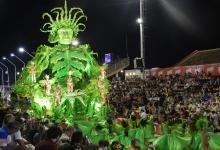 Marí Marí del Club Central Entrerriano, abrió la cuarta noche del Carnaval del País y despidió enero en un Corsódromo que reunió a casi 19 mil personas.