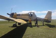 El foco de incendio se registró en la tarde del 23 de diciembre y desde entonces trabajan las cuadrillas y el avión hidrante en la zona.