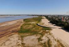 La Laguna Setúbal en la ciudad de Santa Fe es un claro testigo de la bajante que padece el río Paraná. Desde el martes 10 de noviembre, la altura del río se “clavó” en 60 centímetros.