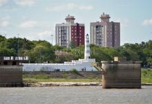 La bajante del río Paraná es considerada histórica. En el puerto de la ciudad de Santa Fe llegó a cero, de acuerdo a la última medición oficial realizada.
