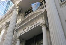 El BCRA volvió a usar reservas en septiembre para intervenir la brecha cambiaria.
