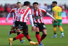 Barracas Central tuvo un feliz regreso a su cancha con un triunfo ante Defensa y Justicia