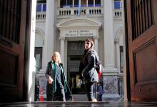 El listado publicado este viernes por el BCRA incluye a 434 contribuyentes, con sus correspondientes números de documento y CUIT. 