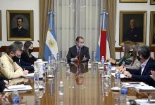 En la reunión de gabinete, el gobernador Gustavo Bordet dio a conocer el cronograma de pago de sueldos y aguinaldo de la administración pública desde el 1° al 10 de julio.