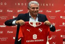 Burruchaga se ofreció en Independiente: “Siempre dije que quería dirigir y acá estoy”