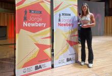 La entrerriana Camila Suáraez recibió el Premio Jorge Newbery a la mejor basquetbolista