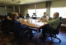 El intendente Piaggio se reunió con el titular de la delegación argentina de la CARU, en la sede del organismo en Paysandú.