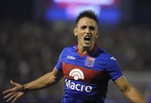 Finalmente, el paranaense Juan Cavallaro renovó por seis meses con Tigre