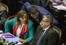 Imagen de archivo de los diputados oficialistas Cecilia Moreau y Germán Martínez.