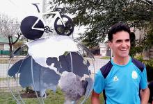 Alumnos de una escuela de Colón le hicieron un monumento a Rodrigo López