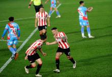 Estudiantes se destapó en el complemento y goleó a Arsenal en La Plata