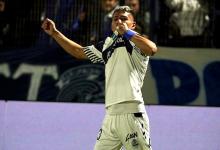 Con aporte entrerriano y un doblete de Brahian Aleman, Gimnasia venció a Racing