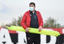 Germán Burgos llegó al país y se hizo cargo de la dirección técnica de Newell’s