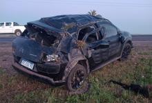 El despiste y posterior vuelco del Citroën se registró en inmediaciones del kilómetro 283 de la Ruta Nacional N° 12. Lamentablemente, una mujer falleció.