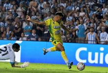 El “Halcón” voló más alto que Racing y le ganó con gol entrerriano en Avellaneda