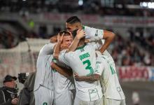 Fútbol: Banfield sorprendió a River en su visita al Monumental