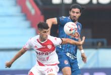 Unión de Santa Fe logró una agónica victoria en Sarandí