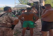 La policía de Entre Ríos en conjunto con la Municipalidad de Victoria realizó operativos de control en las Islas del Delta de Paraná, impidiendo la realización de fiesta clandestina e identificando 20 embarcaciones con 50 ocupantes. 