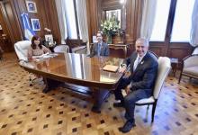 Cristina Kirchner le pidió apoyo al embajador de EE.UU. para recuperar fondos fugados