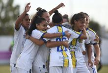 Fútbol femenino: Rosario Central goleó a Villa San Carlos con aporte entrerriano
