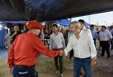 El gobernador participó de la inauguración del Festival de Jineteada y Folklore de Diamante.