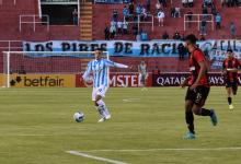 Fin del invicto para Racing: perdió con Melgar y cedió el liderazgo en la Sudamericana