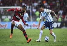 Racing cayó con Flamengo en Brasil y no pudo asegurarse el liderazgo de su grupo