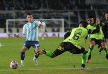 Fútbol: Racing no supo liquidarlo y empató ante Barracas en el “Cilindro” Avellaneda