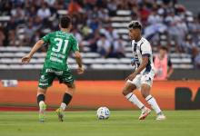Fútbol: Talleres derrotó a Sarmiento y quedó a cinco puntos del líder, Vélez