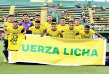 Con una bandera, Defensa y Justicia le dio su apoyo al entrerriano “Licha” Martínez