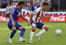 Tigre venció a Unión, que terminó con Corvalán en el arco por la expulsión de Cardozo