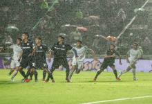 Banfield-Independiente y Platense-Defensa y Justicia se completarán este martes