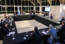 El gobierno inicia el diálogo con gremios y empresarios para analizar precios y salarios
