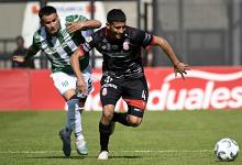 Banfield le ganó a Barracas Central y le amargó el debut a Rubén Insúa