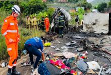 Tragedia en una de las principales rutas de Brasil: triple choque, incendio y más de 30 víctimas carbonizadas.