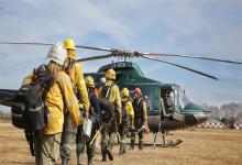 Imagen de archivo. Intensa labor del Comando Alvear por los incendios forestales en el Delta del Paraná.
