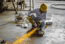 La industria cayó 5,7% en octubre, la baja más importante desde mayo