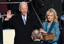 Joe Biden jura como presidente
