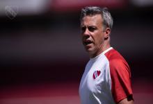 Fútbol: Lucas Pusineri dejó de ser DT de Independiente y no dirigirá el sábado ante River