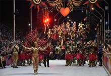 Marí Marí abrió la segunda noche del Carnaval del País y las cuatro comparsas tienen argumentos y puestas en escena para aspirar a la coronación 2024.