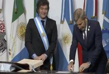 Imagen de archivo de Javier Milei y Rogelio Frigerio. La Libertad Avanza busca liderar electoralmente en Entre Ríos.
